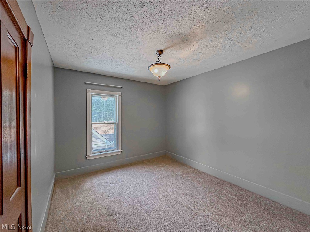 389 High Street Wadsworth OH 44281