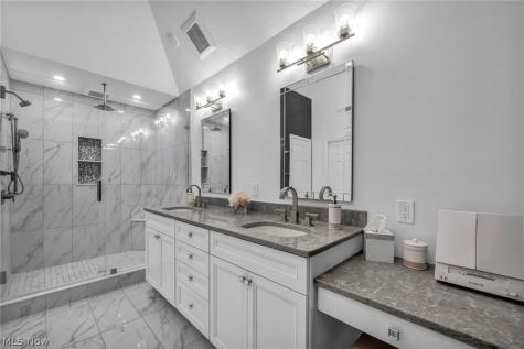 34461 Laurel Way Avon OH 44011