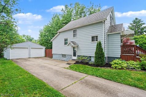 718 School Avenue Cuyahoga Falls OH 44221