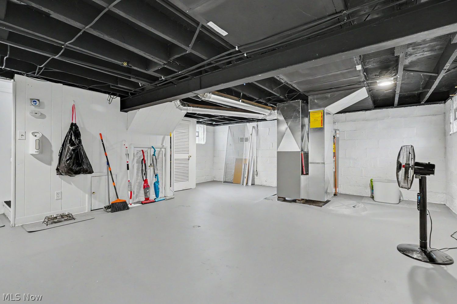 718 School Avenue Cuyahoga Falls OH 44221