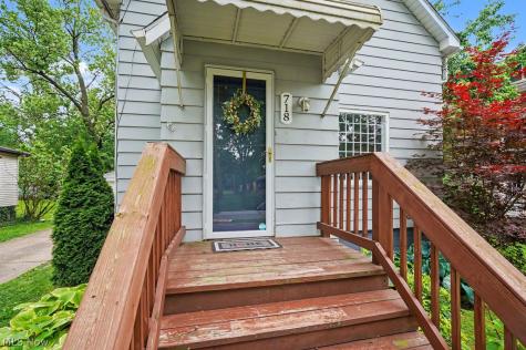 718 School Avenue Cuyahoga Falls OH 44221