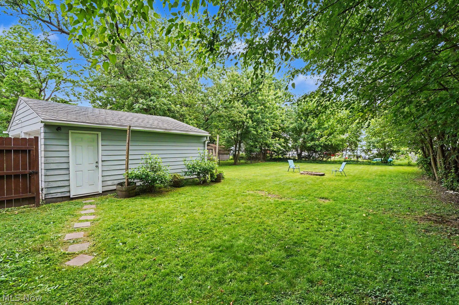 718 School Avenue Cuyahoga Falls OH 44221