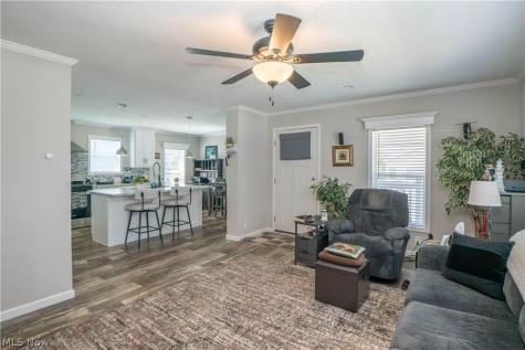 3052 Cross Creek Circle SW Massillon OH 44647