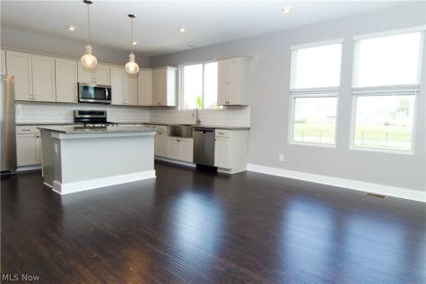36392 Capri Lane North Ridgeville OH 44039