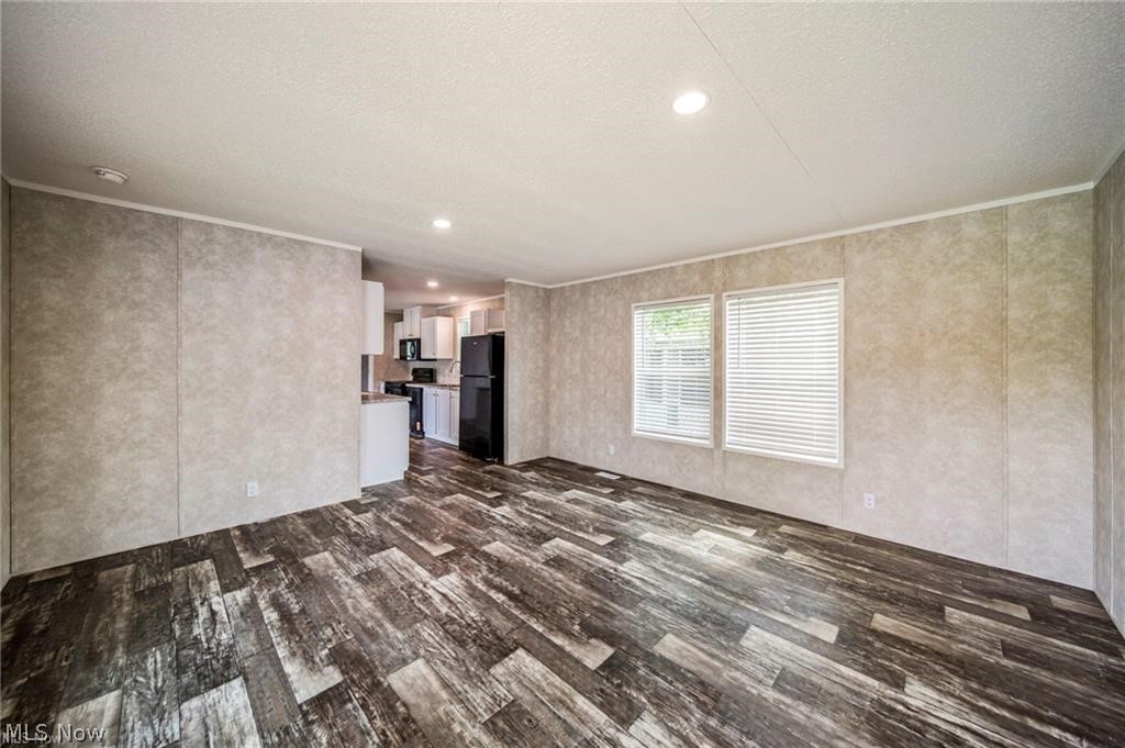153 Marilyn Drive Madison OH 44057