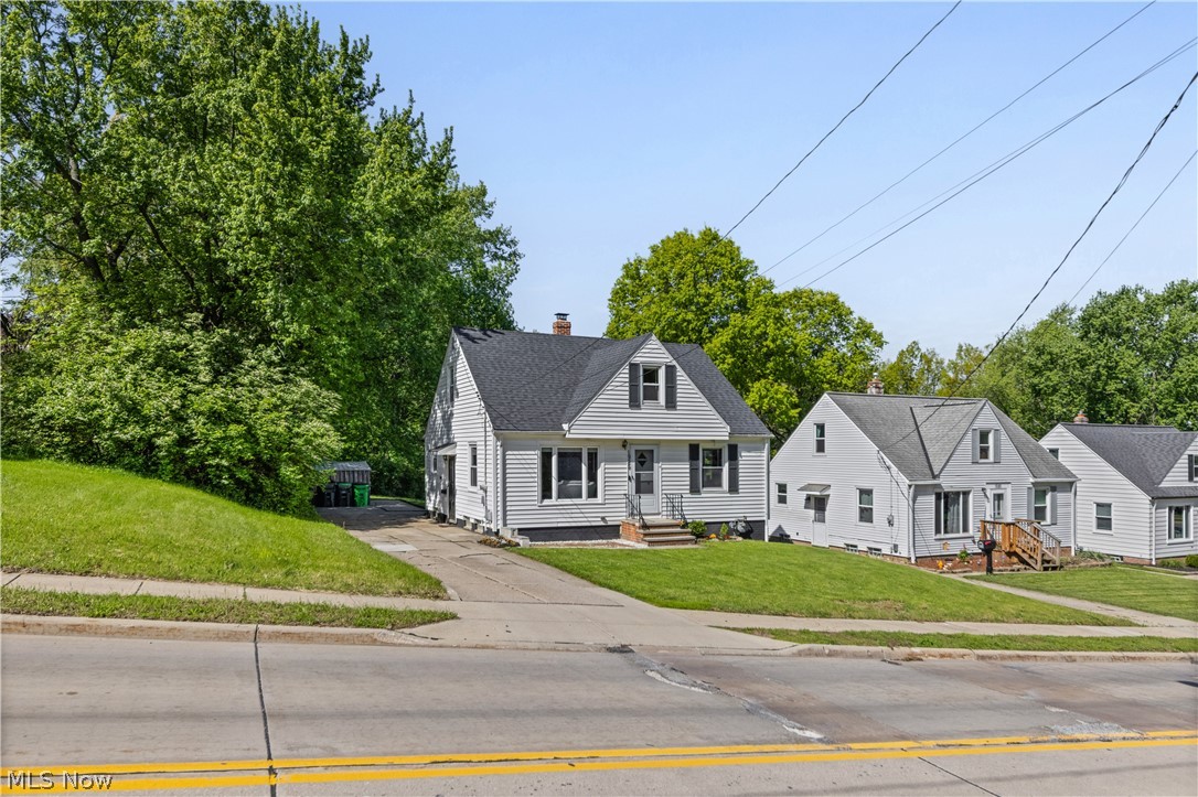 1926 E 290th Street Wickliffe OH 44092