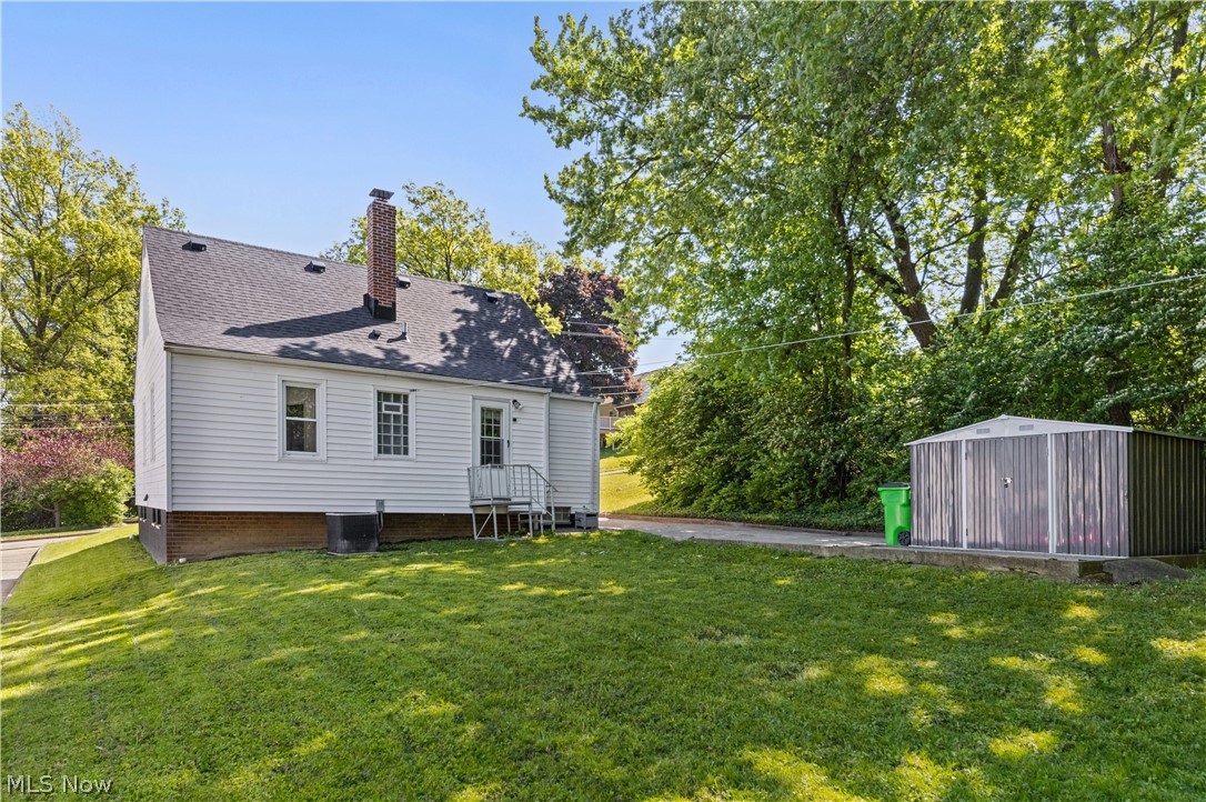 1926 E 290th Street Wickliffe OH 44092