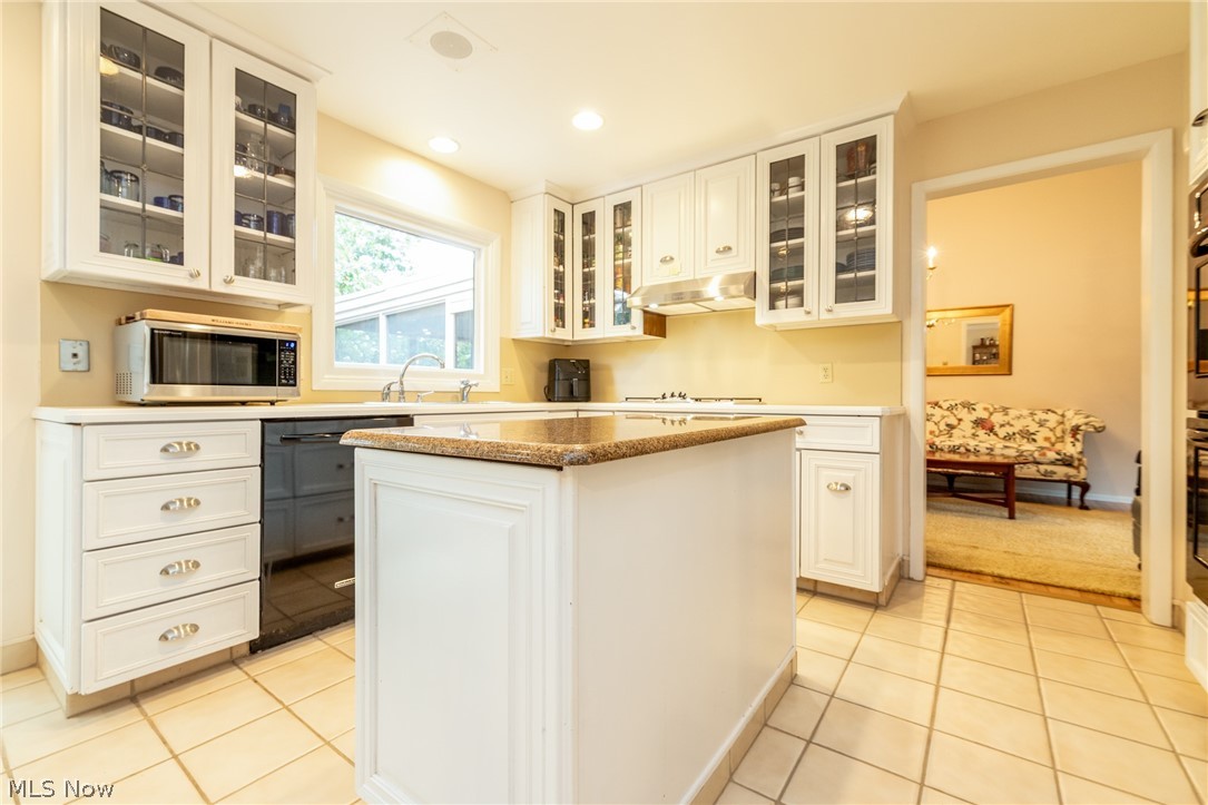 24653 Meldon Boulevard Beachwood OH 44122