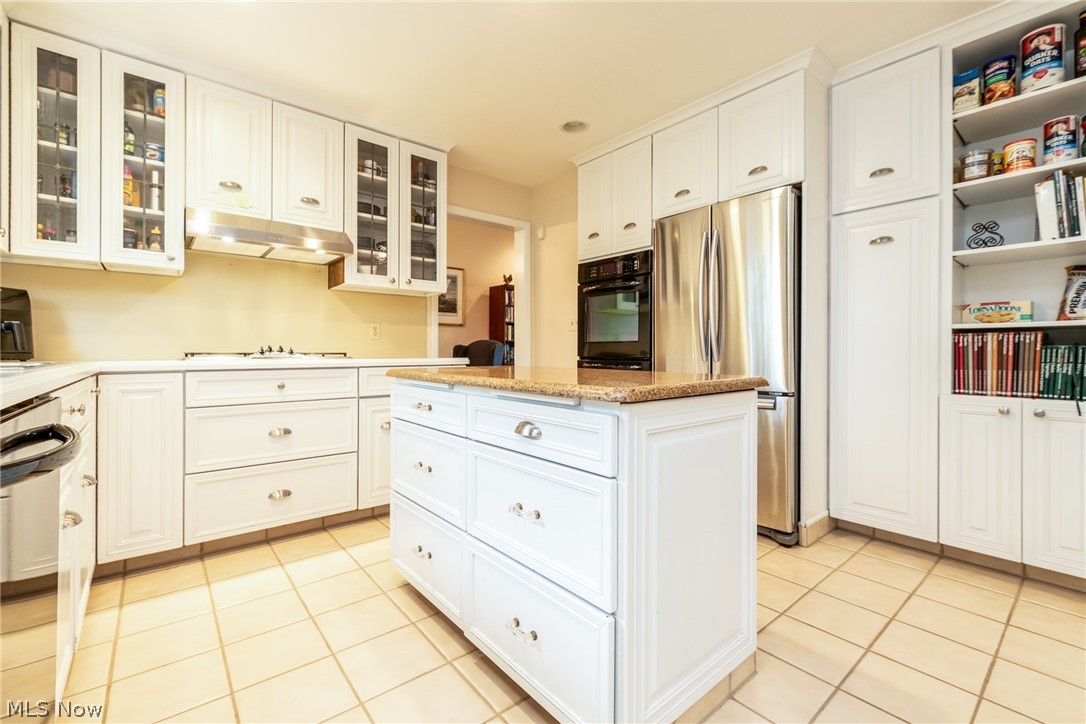 24653 Meldon Boulevard Beachwood OH 44122