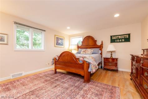 24653 Meldon Boulevard Beachwood OH 44122