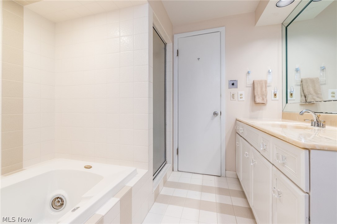 24653 Meldon Boulevard Beachwood OH 44122