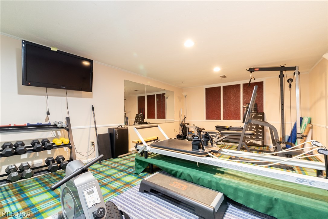 24653 Meldon Boulevard Beachwood OH 44122