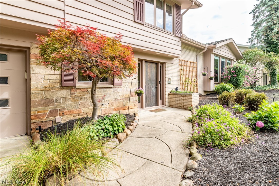 24653 Meldon Boulevard Beachwood OH 44122