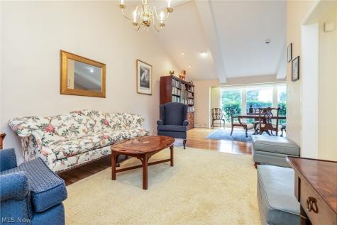 24653 Meldon Boulevard Beachwood OH 44122