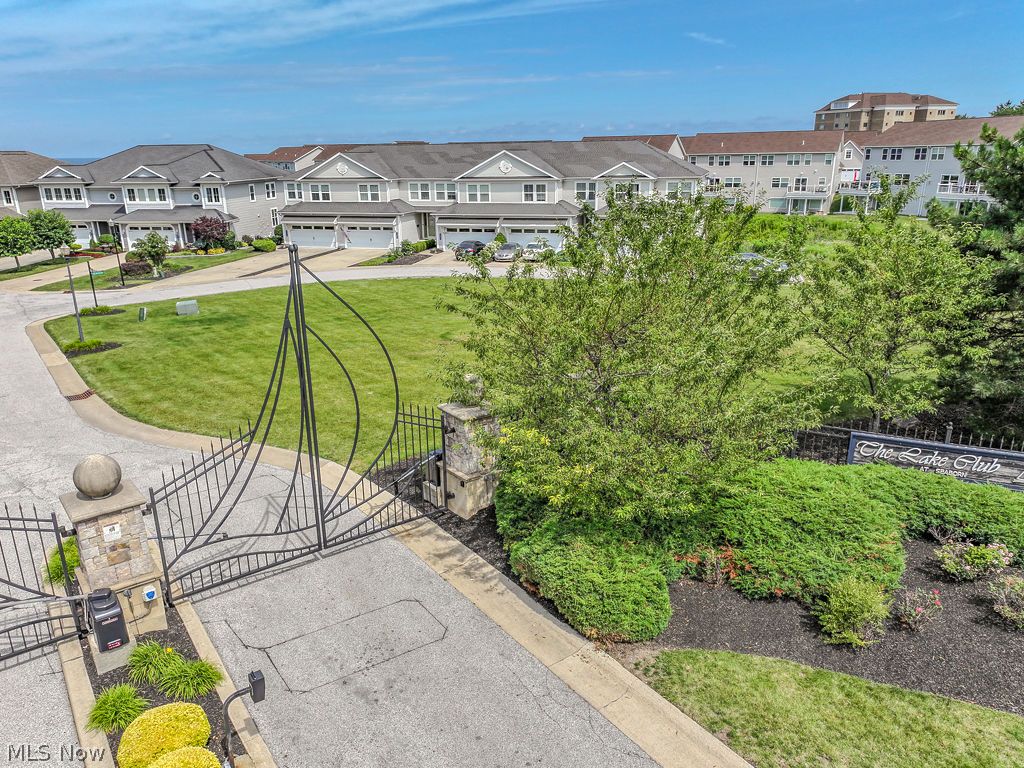 183 Seaview Drive Willowick OH 44095
