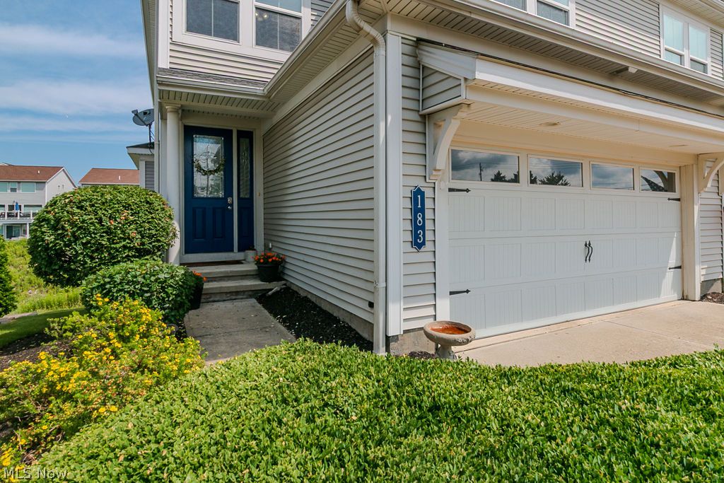 183 Seaview Drive Willowick OH 44095