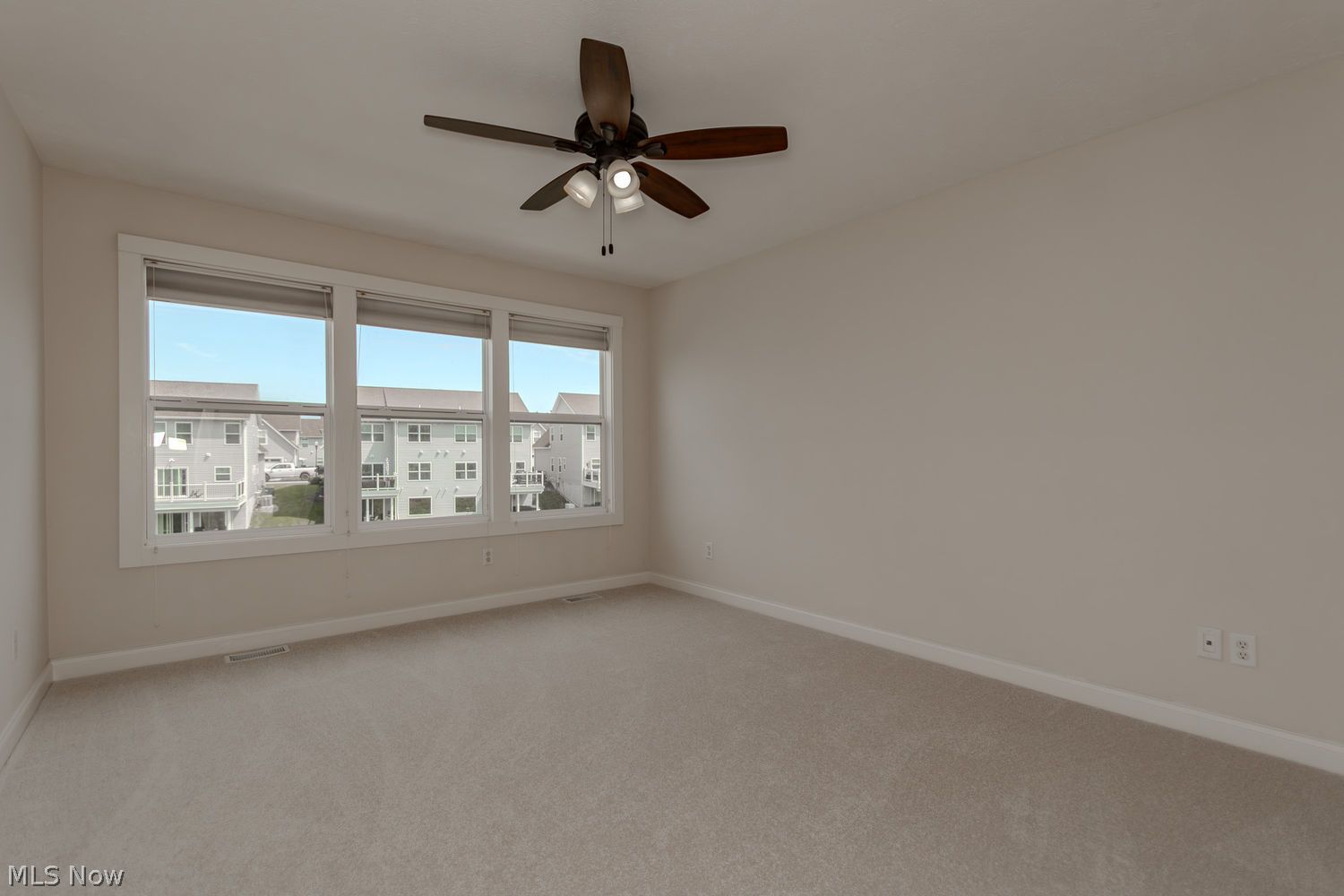 183 Seaview Drive Willowick OH 44095