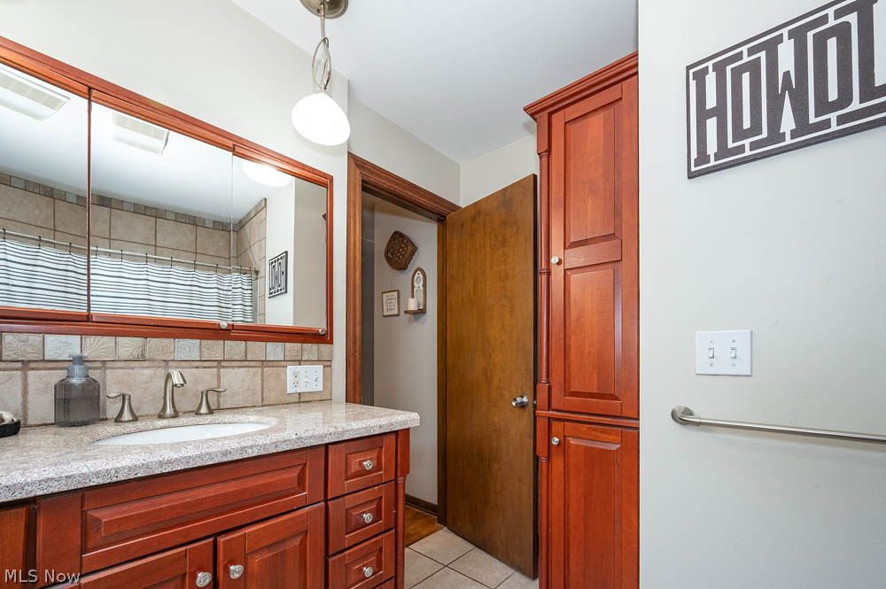 95 Cardinal Drive Canfield OH 44406