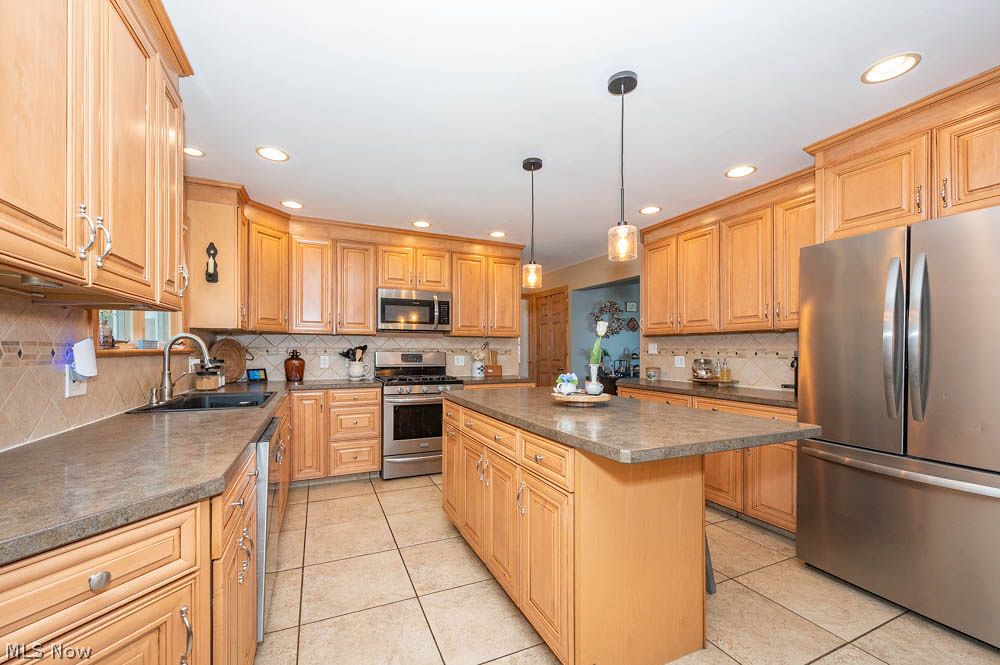 95 Cardinal Drive Canfield OH 44406