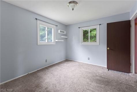 210 Arnell Lane Steubenville OH 43952