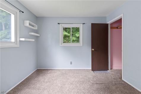 210 Arnell Lane Steubenville OH 43952