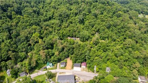 210 Arnell Lane Steubenville OH 43952