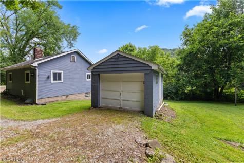 210 Arnell Lane Steubenville OH 43952