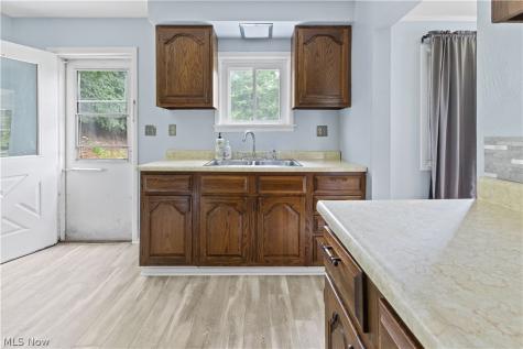 210 Arnell Lane Steubenville OH 43952