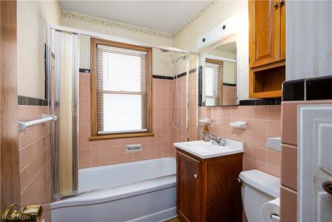 5276 W 48th Street Parma OH 44134