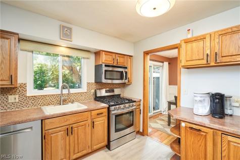 124 Filmore Avenue Cuyahoga Falls OH 44221