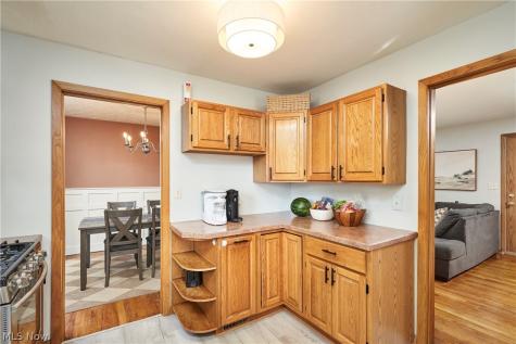 124 Filmore Avenue Cuyahoga Falls OH 44221