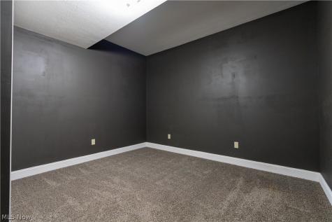2168 E Park Drive Uniontown OH 44685