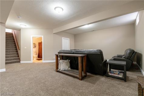 2168 E Park Drive Uniontown OH 44685