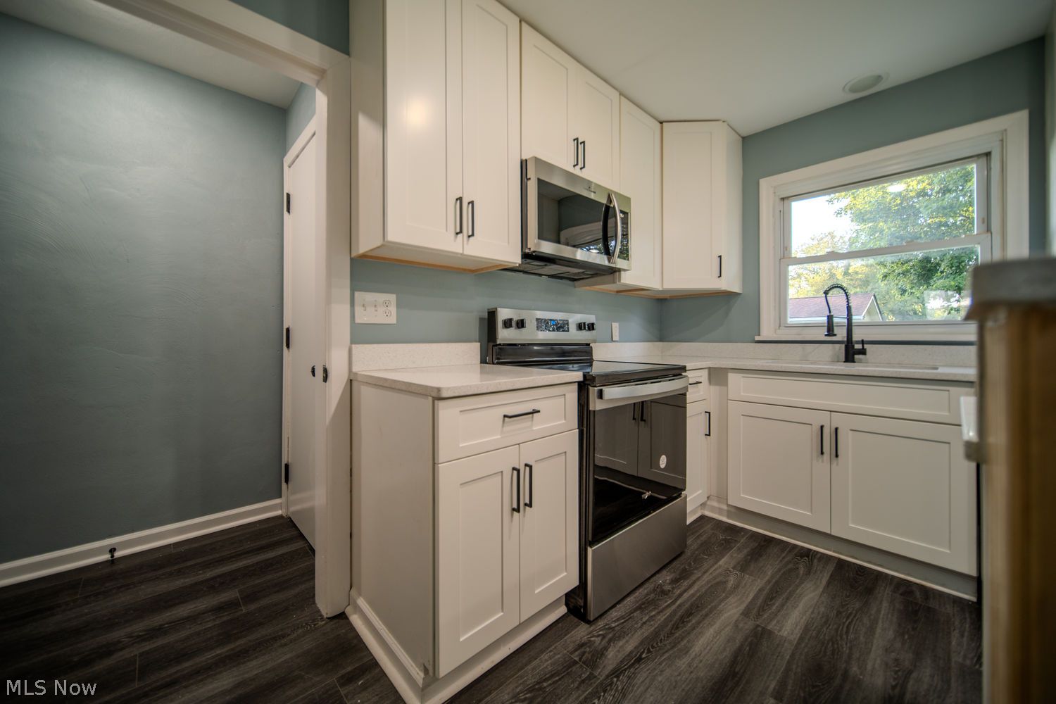3003 Waterloo Road Mogadore OH 44260