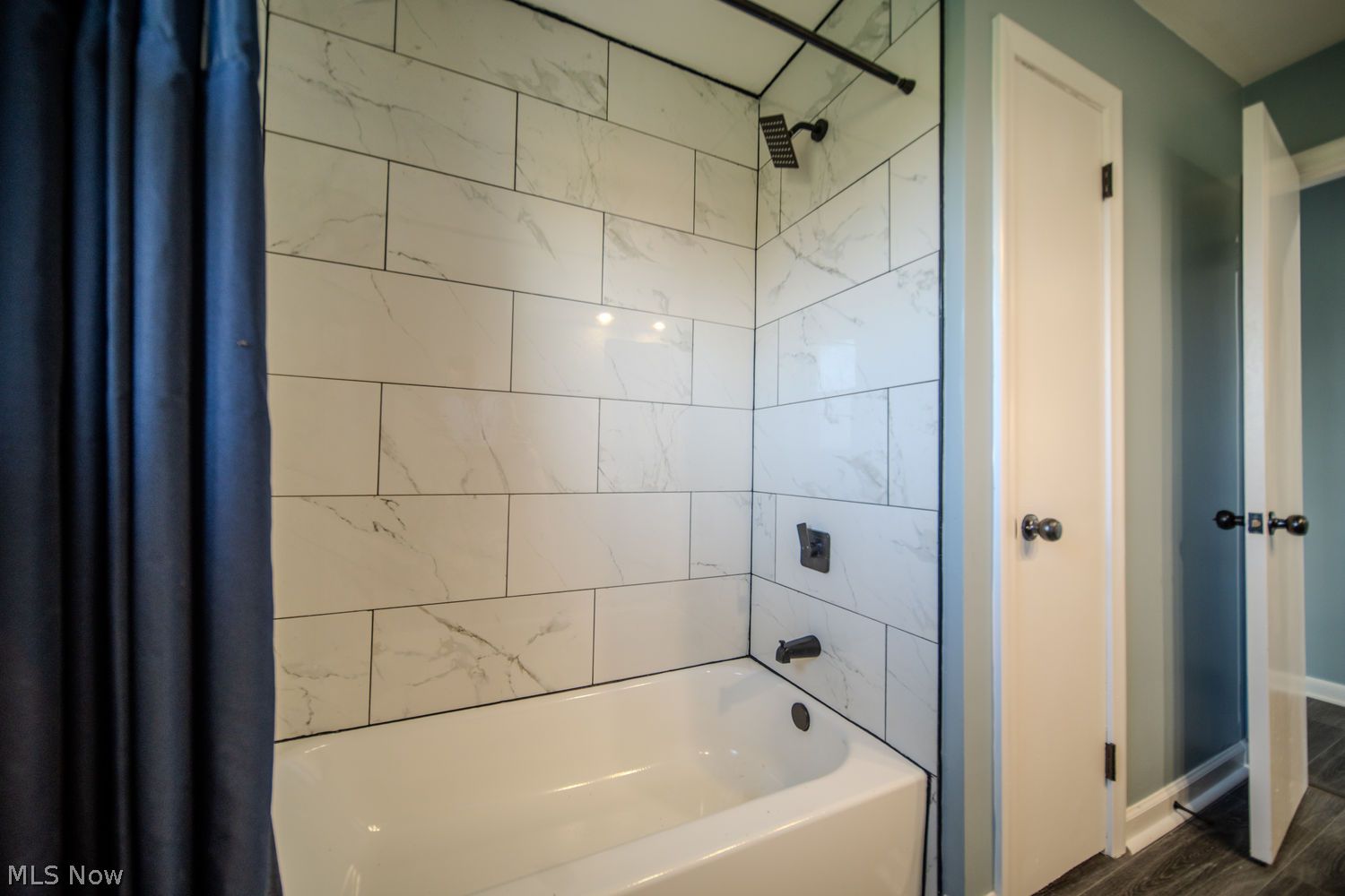 3003 Waterloo Road Mogadore OH 44260