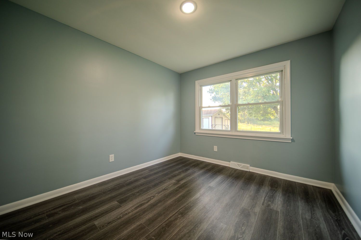 3003 Waterloo Road Mogadore OH 44260