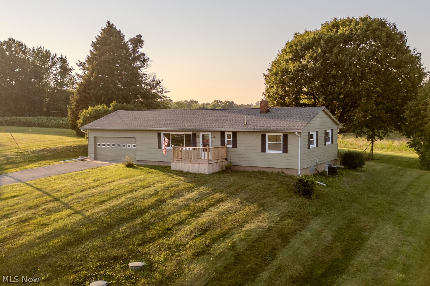 3003 Waterloo Road Mogadore OH 44260