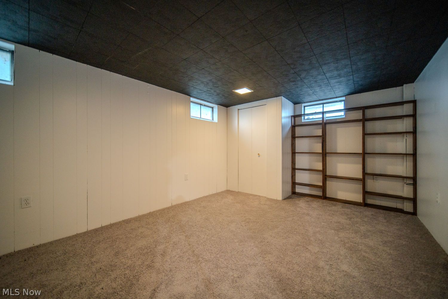 3003 Waterloo Road Mogadore OH 44260