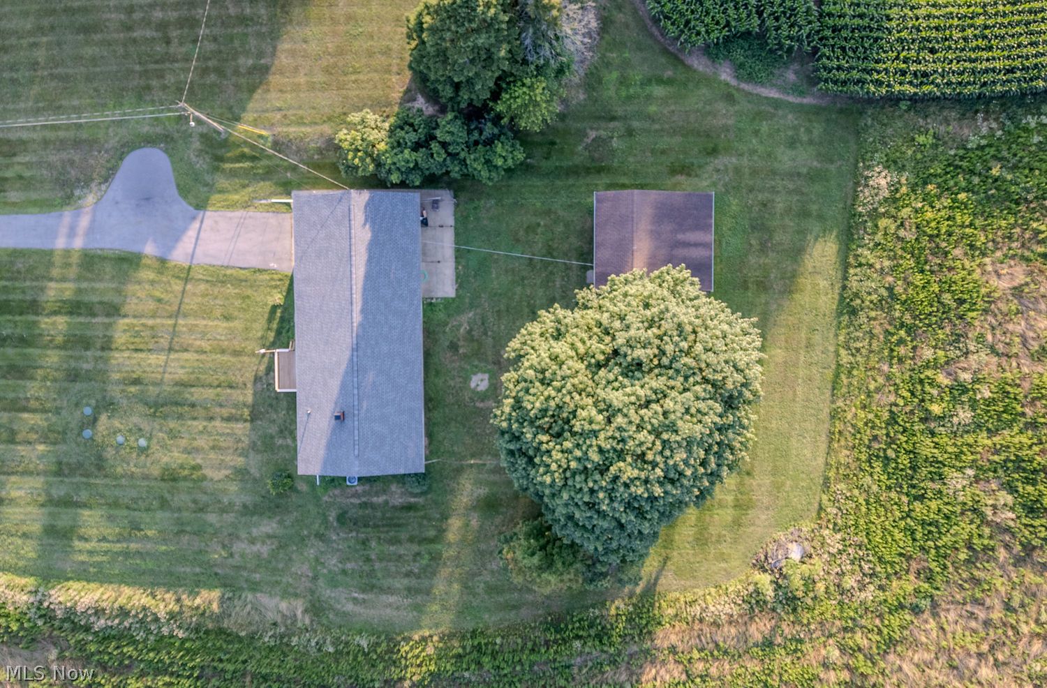 3003 Waterloo Road Mogadore OH 44260