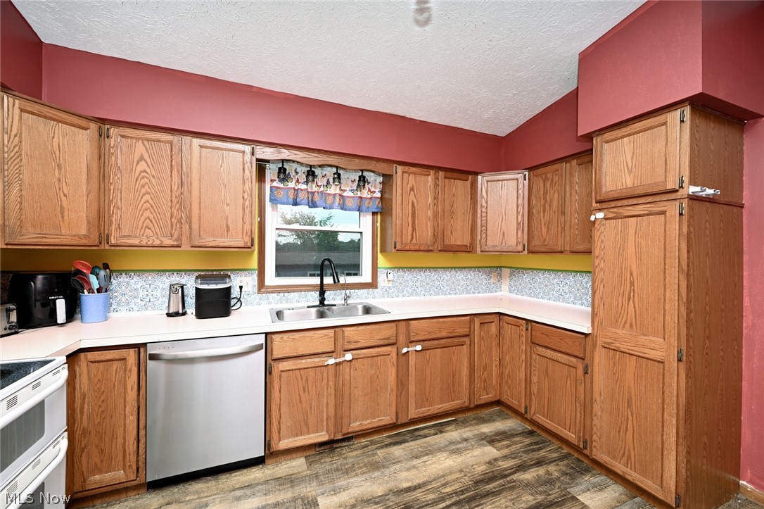 5323 Francesca Street NE Louisville OH 44641