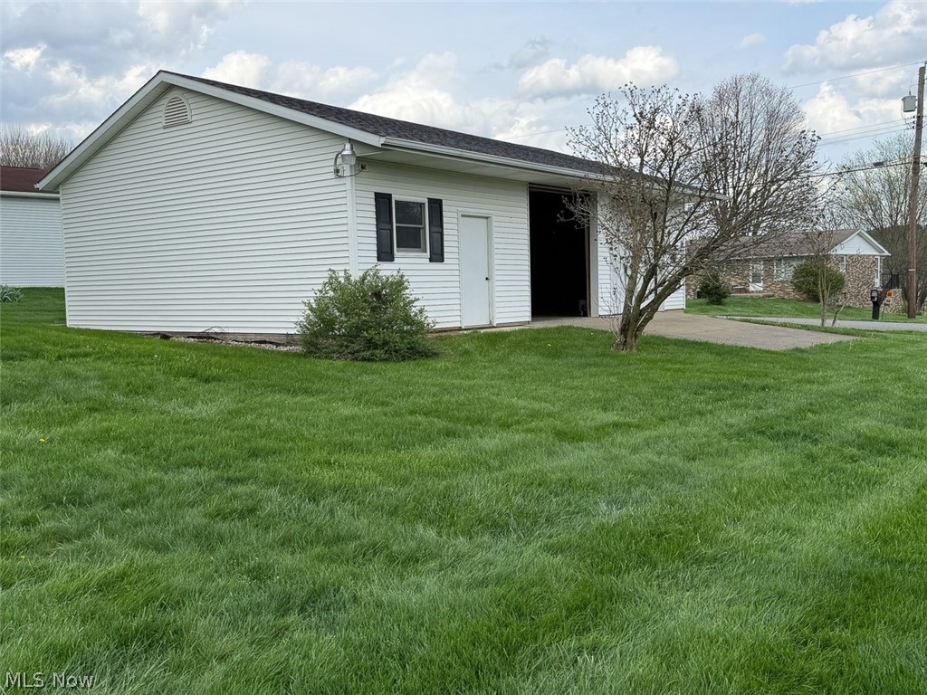 2401 Terrain Street Magnolia OH 44643