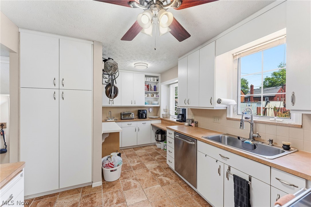 3953 Bushnell Road University Heights OH 44118