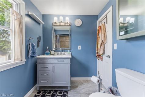 3953 Bushnell Road University Heights OH 44118