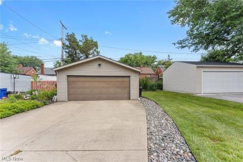 3953 Bushnell Road University Heights OH 44118