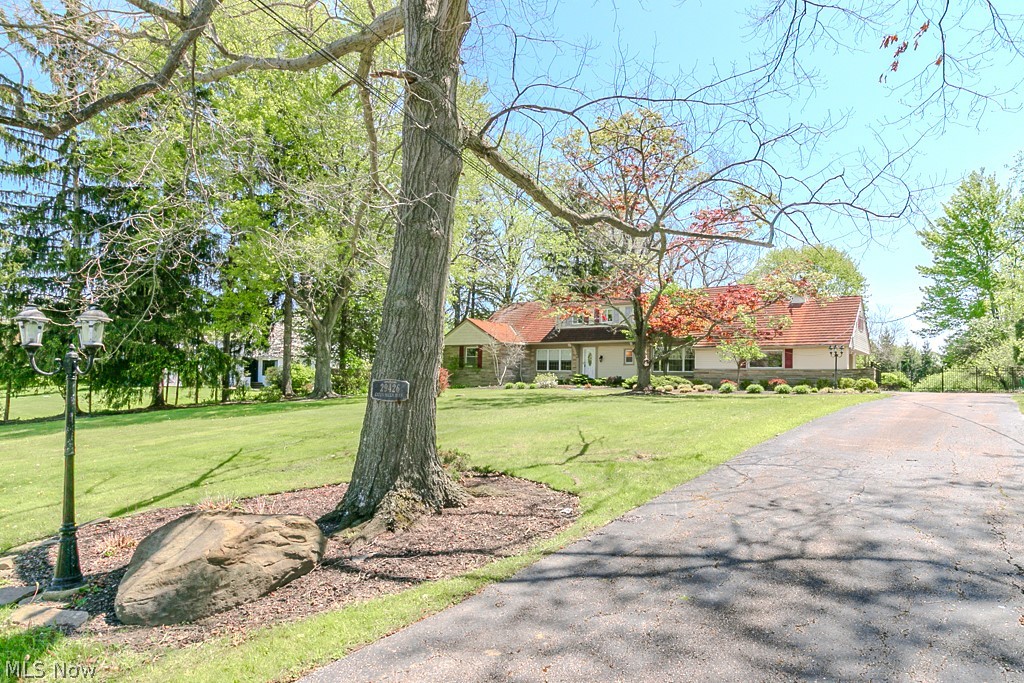 29426 Gates Mills Boulevard Pepper Pike OH 44124
