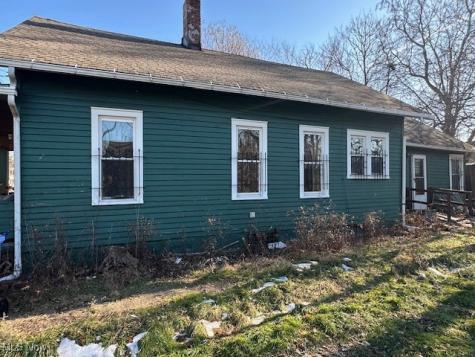 14808 Pepper Avenue Cleveland OH 44110