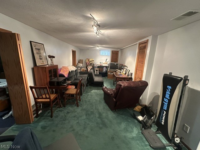149 Mapleview Court New Middletown OH 44442