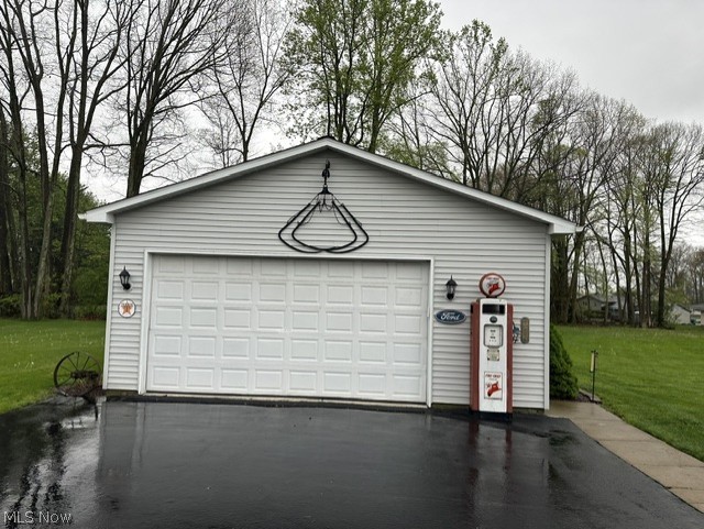 149 Mapleview Court New Middletown OH 44442