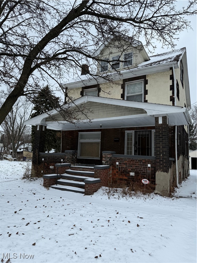 6913 Harvard Avenue Cleveland OH 44105