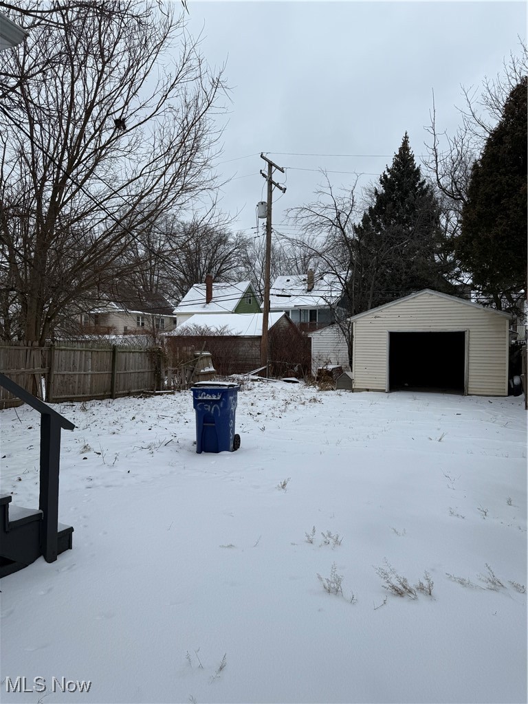 6913 Harvard Avenue Cleveland OH 44105